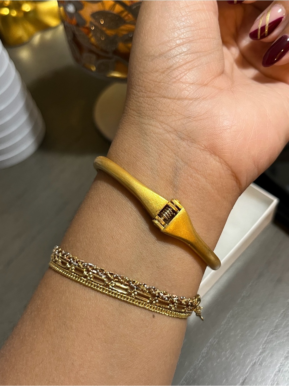 Bangle Accessory Matte Gold with Pearl✨ - Picture 4 of 7